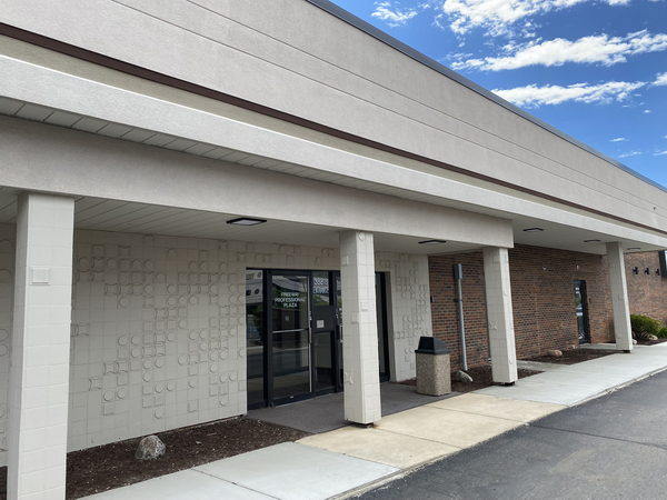 Farmington 4 Cinemas - June 4 2022 (newer photo)